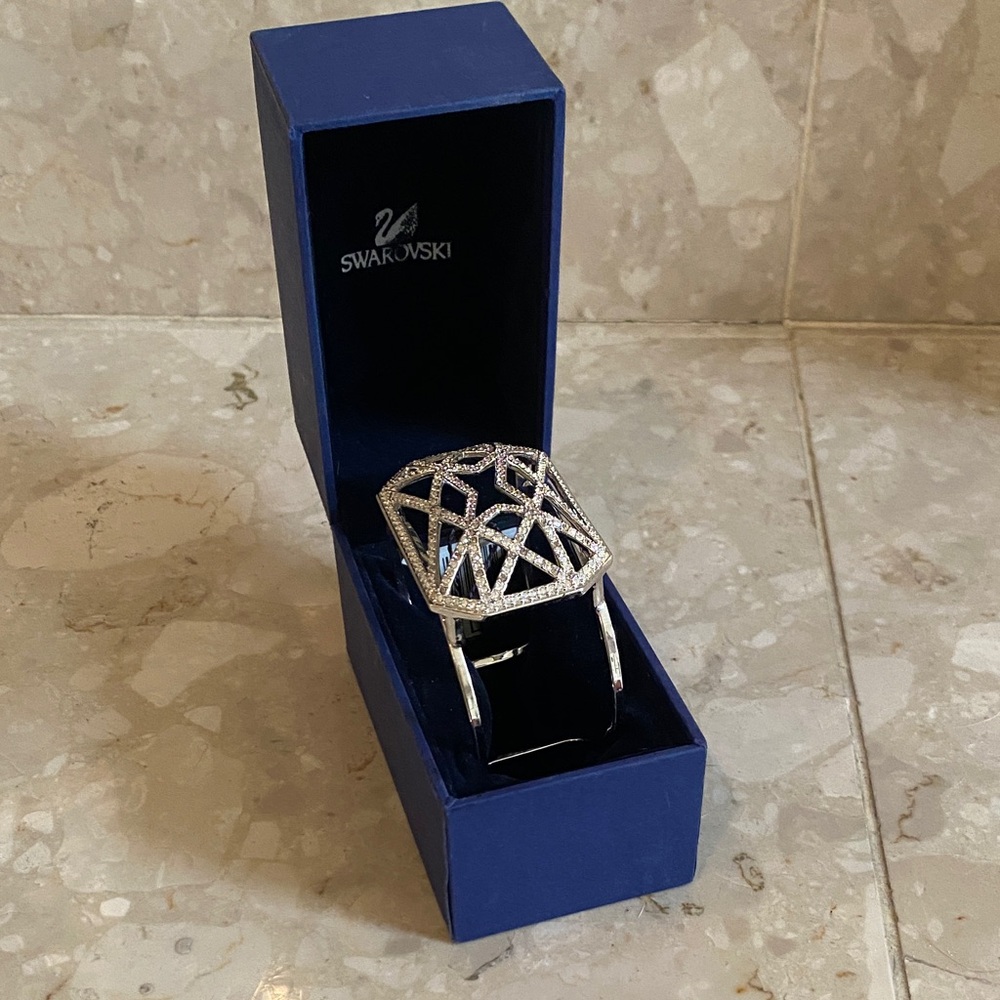 Swarovski Evanescent Bangle Bracelet – BNWT